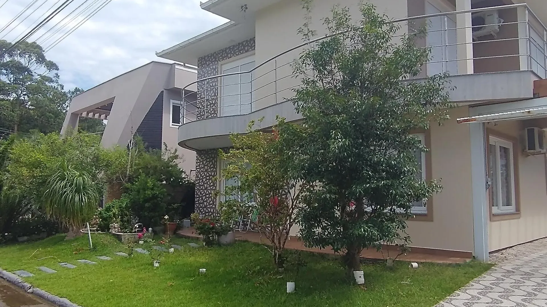 度假居 Casa 4 Quartos A 2 Km Da Praia Da Cachoeira Do Bj Florianópolis 巴西